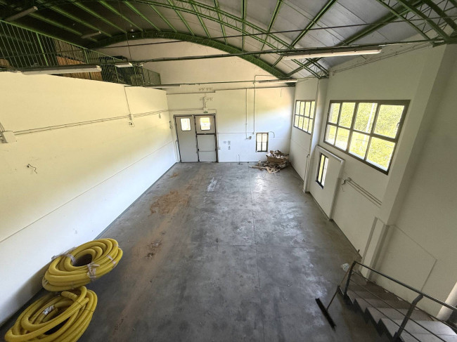 Opificio in vendita a Acquaviva Picena