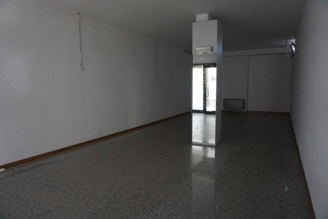 Attività commerciale in vendita a Martinsicuro