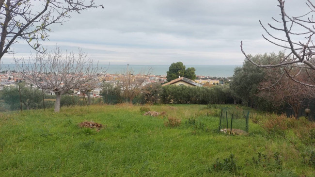 Terreno Edificabile Residenziale in Vendita a Tortoreto