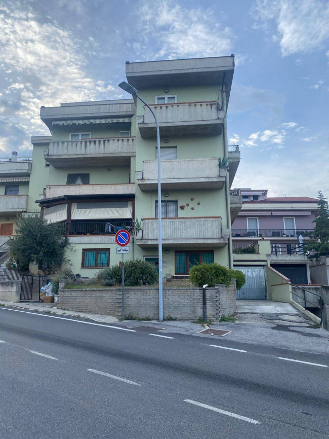 Appartamento uso ufficio in Vendita a Teramo
