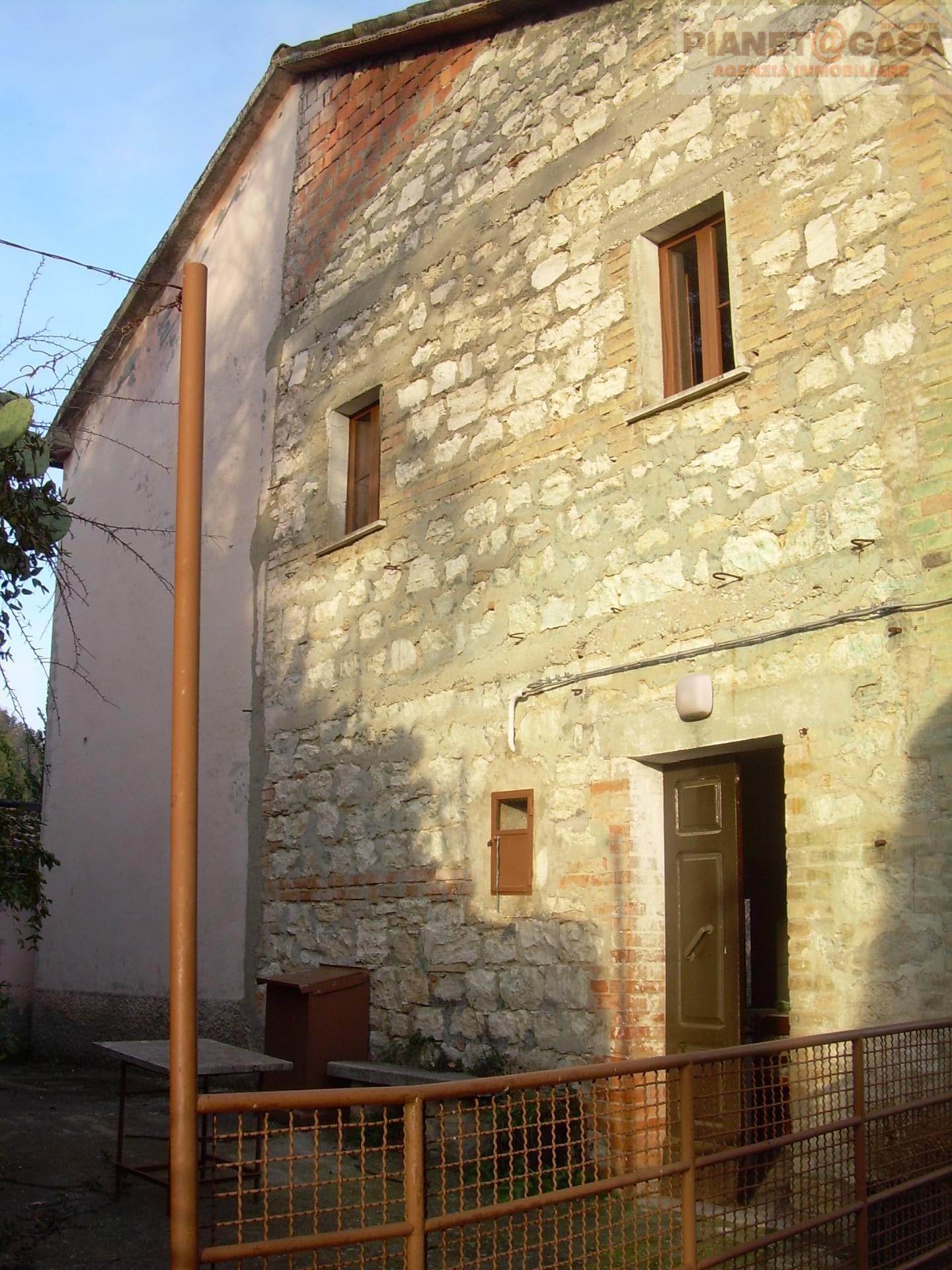  roccafluvione vendita quart:  pianeta casa