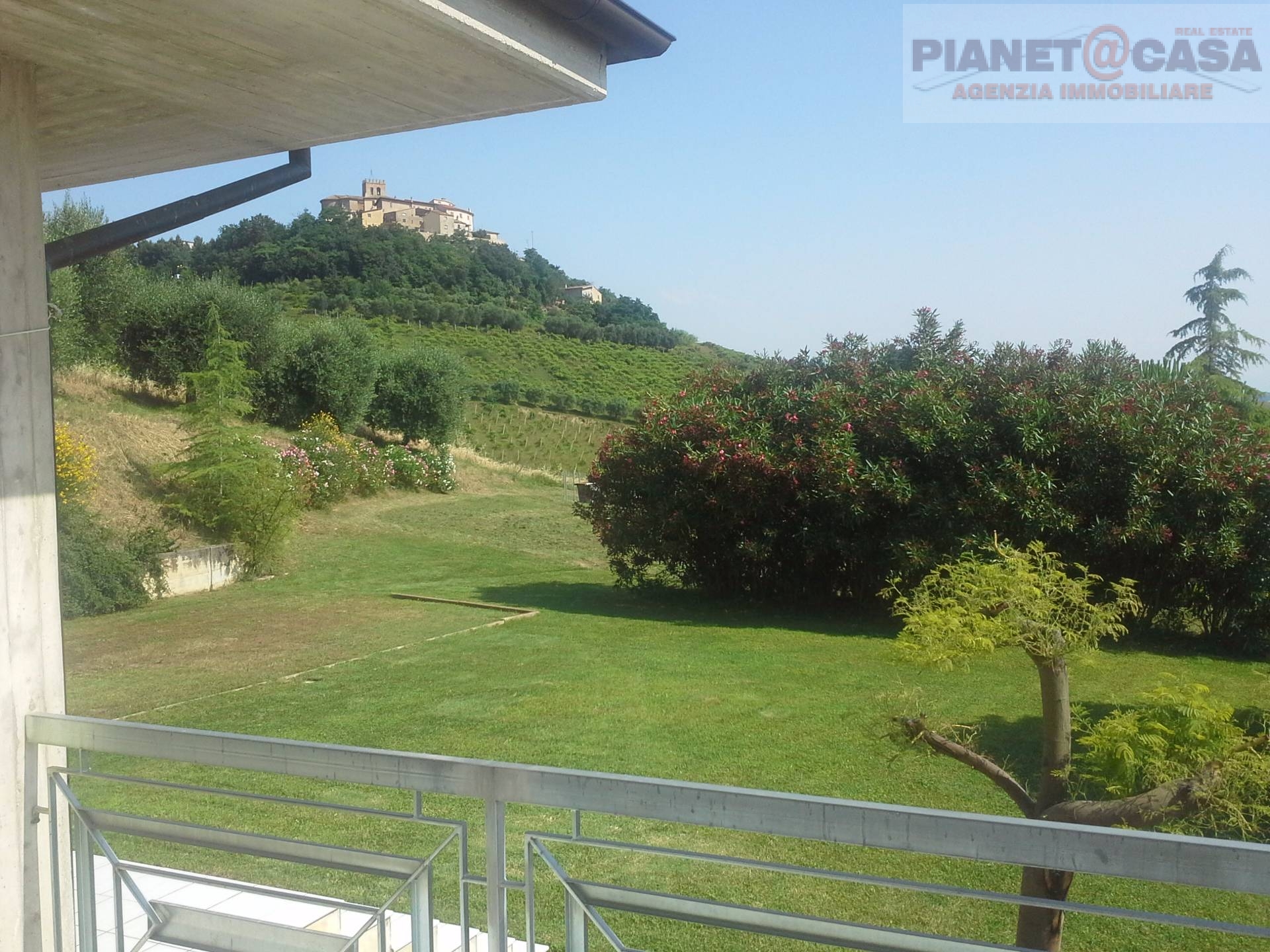 Villa Unifamiliare - Indipendente CASTORANO vendita    PIANETA CASA