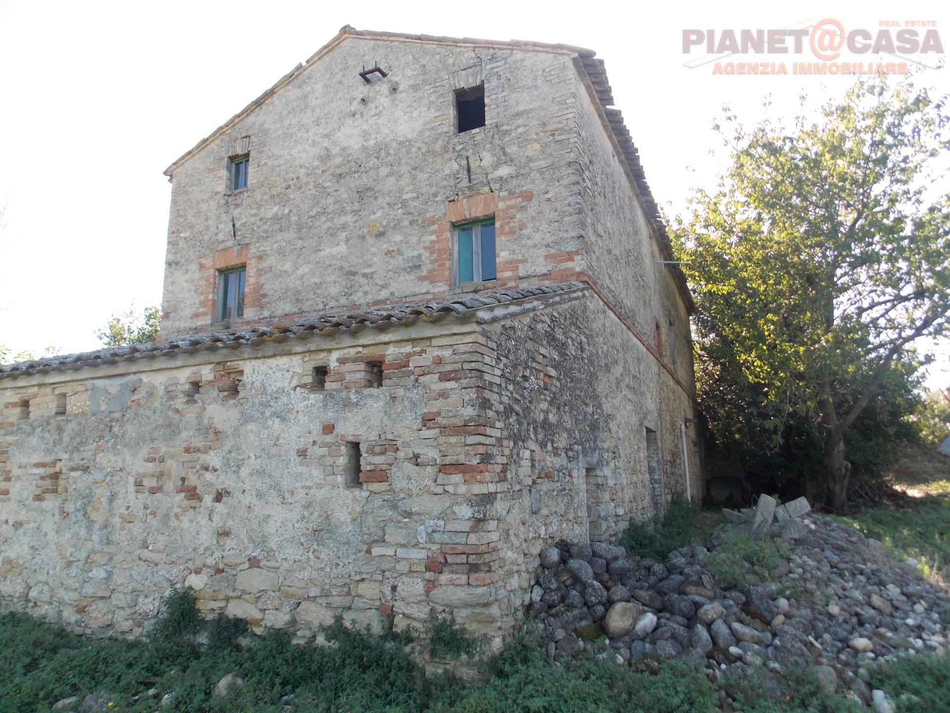 Rustico - Cascina MONTERUBBIANO vendita    PIANETA CASA