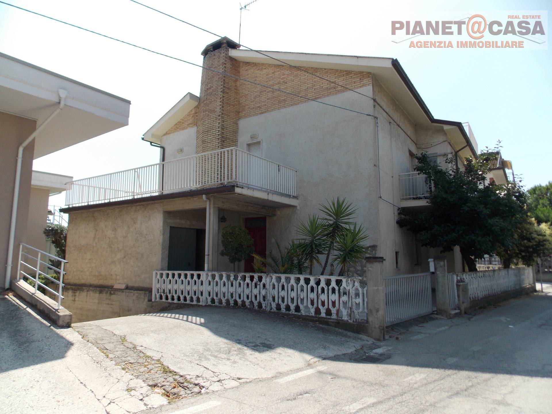 Casa indipendente in vendita a Centobuchi, Monteprandone (AP)