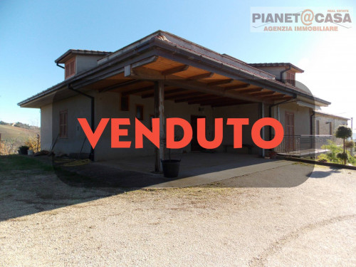 Casa indipendente in vendita a Offida