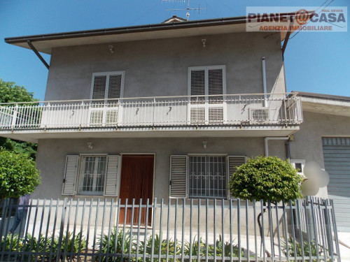 Casa indipendente in vendita a Colli del Tronto