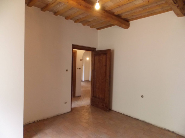 Casa indipendente in vendita a Sarnano (MC)