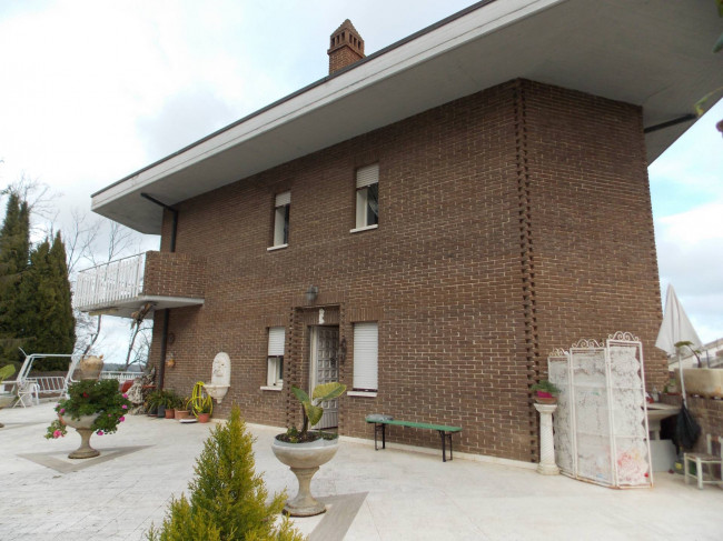 Casa indipendente in vendita a Acquaviva Picena