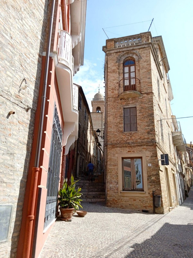 Casa semi-indipendente in vendita a Monsampolo Del Tronto (AP)