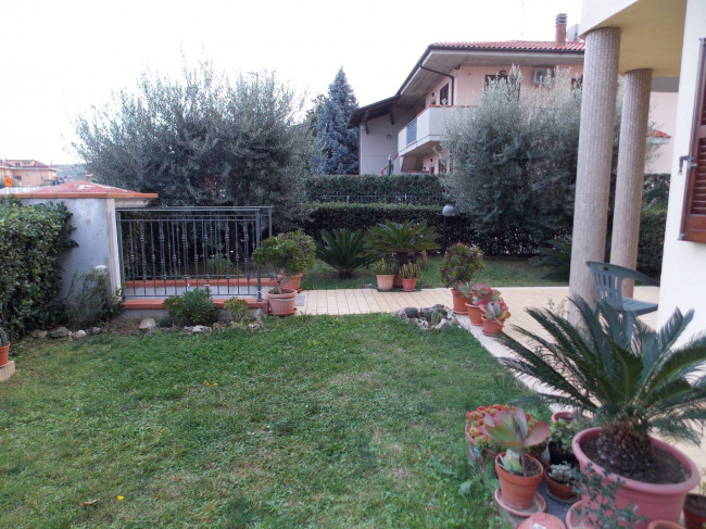 Villa in vendita a Folignano (AP)