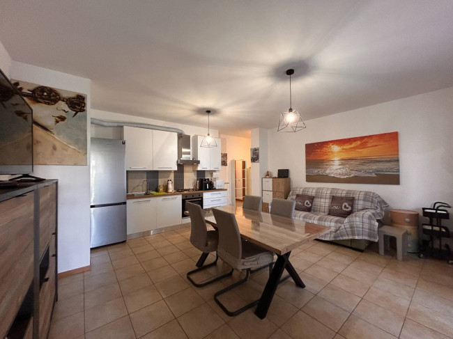 Appartamento in vendita a Colli del Tronto