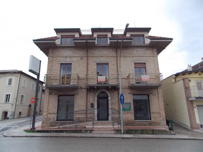 Casa indipendente in vendita a Colli del Tronto