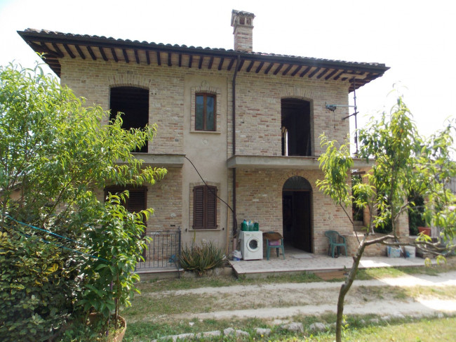 Casa indipendente in vendita a Castel di Lama