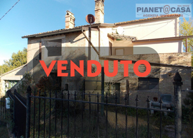 Casa indipendente in vendita a Colli del Tronto