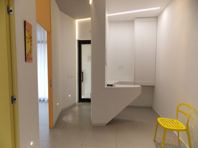 Locale Commerciale / Artigianale in affitto a San Benedetto del Tronto