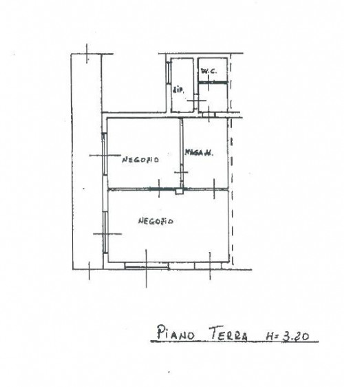 NEGOZIO/LOCALE COMMERCIALE in vendita a San Benedetto del Tronto