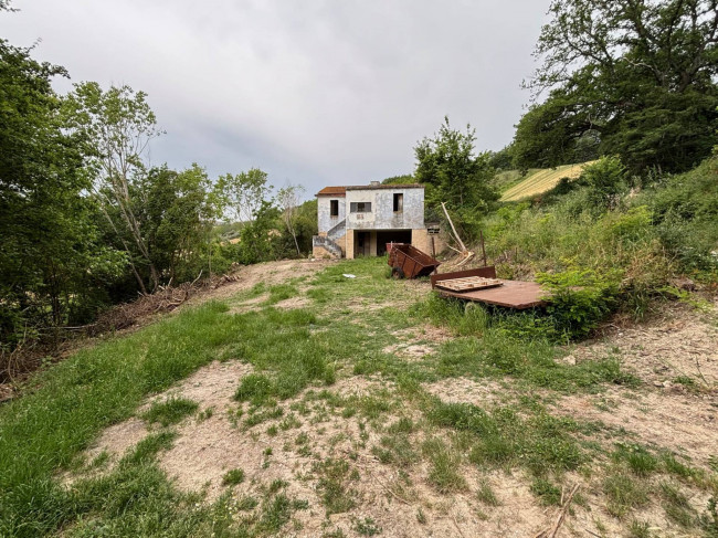 CASA COLONICA in vendita a Ripatransone