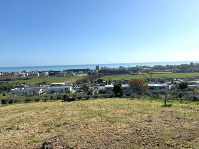 TERRENO AGRICOLO in vendita a San Benedetto del Tronto
