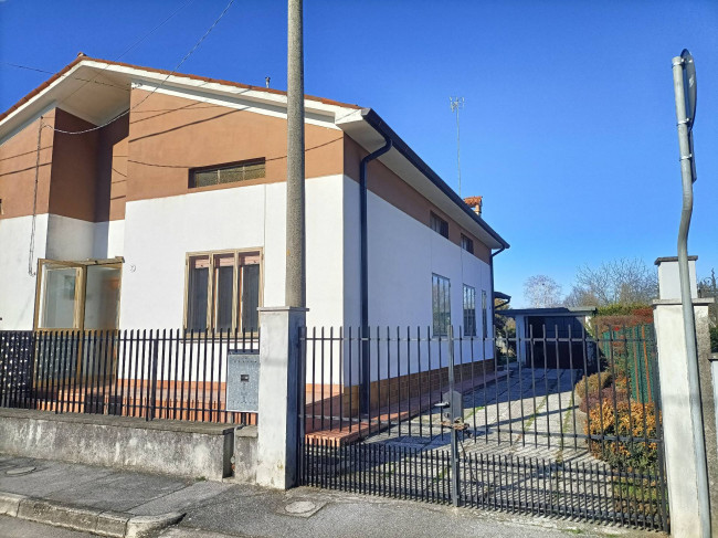 Casa semi-indipendente in vendita a Romans D'isonzo (GO)