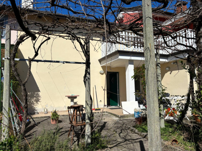 Casa semi-indipendente in vendita a Gradisca D'isonzo (GO)