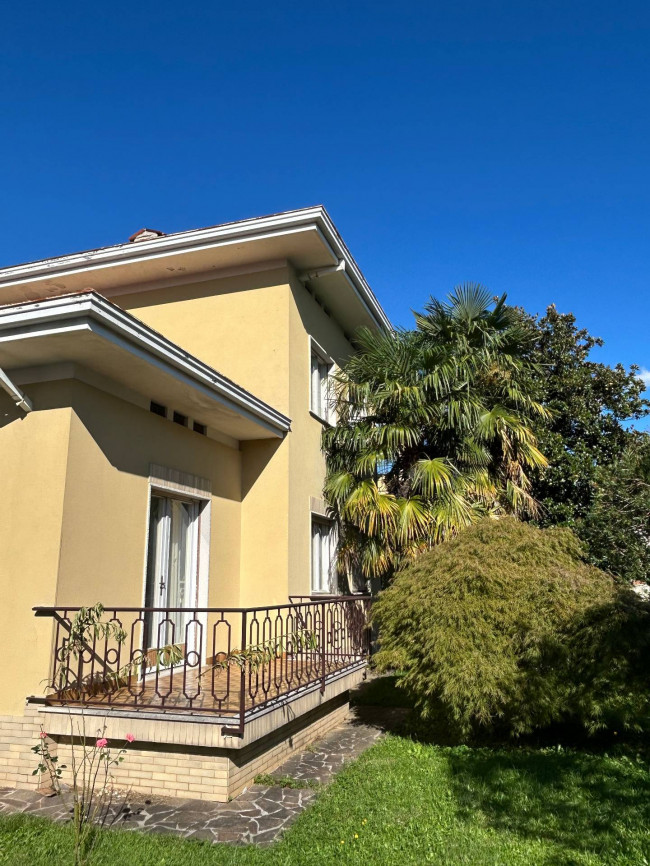 Villa in vendita a Lucinico, Gorizia (GO)