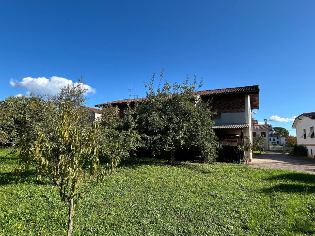 Villa in vendita a Lucinico, Gorizia (GO)