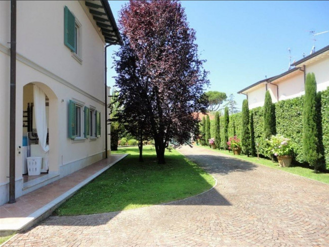 Villa in affitto stagionale a Forte dei Marmi