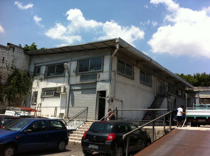 Capannone Commerciale NAPOLI vendita  Poggioreale  ITI Napoli-Qualiano