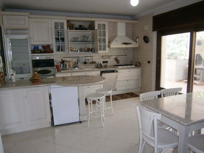 Villa PIETRELCINA affitto    Iadanza servizi immobiliari RE