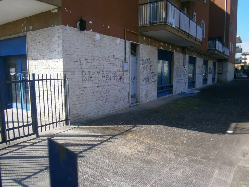 Negozio - Loc.Com. BENEVENTO affitto  Mellusi/Atlantici  Iadanza servizi immobiliari RE