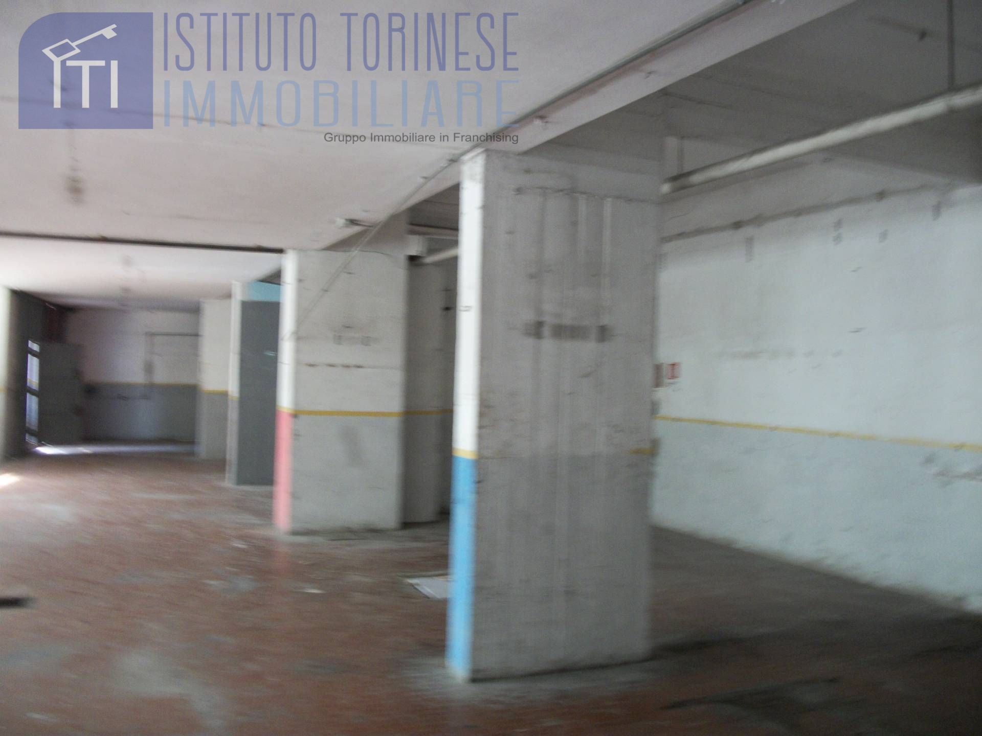 Negozio - Loc.Com. ROMA affitto  Ardeatino/Colombo/Garbatella  ITI ROMA Ostiense