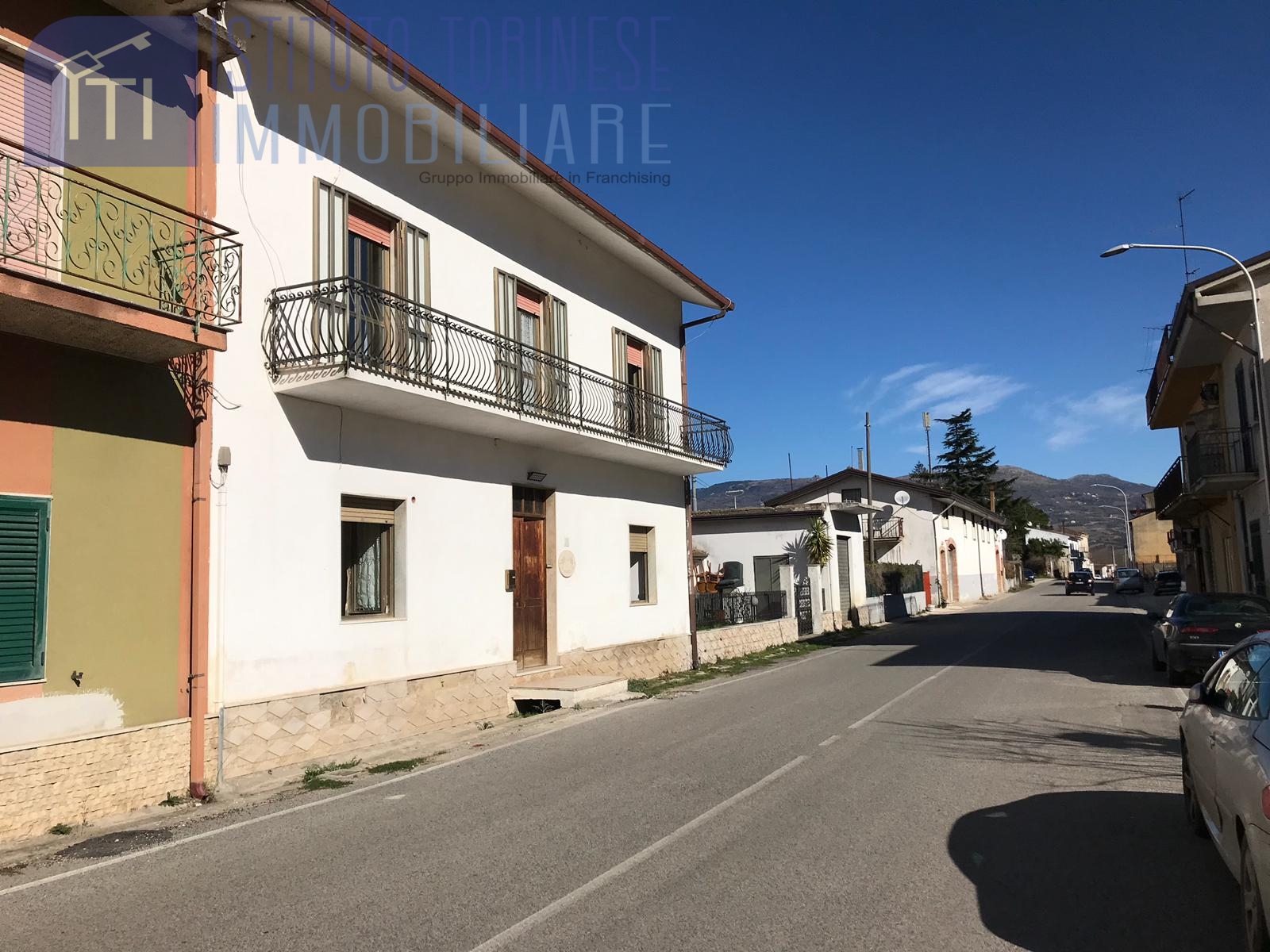  solopaca vendita quart:  iadanza servizi immobiliari re
