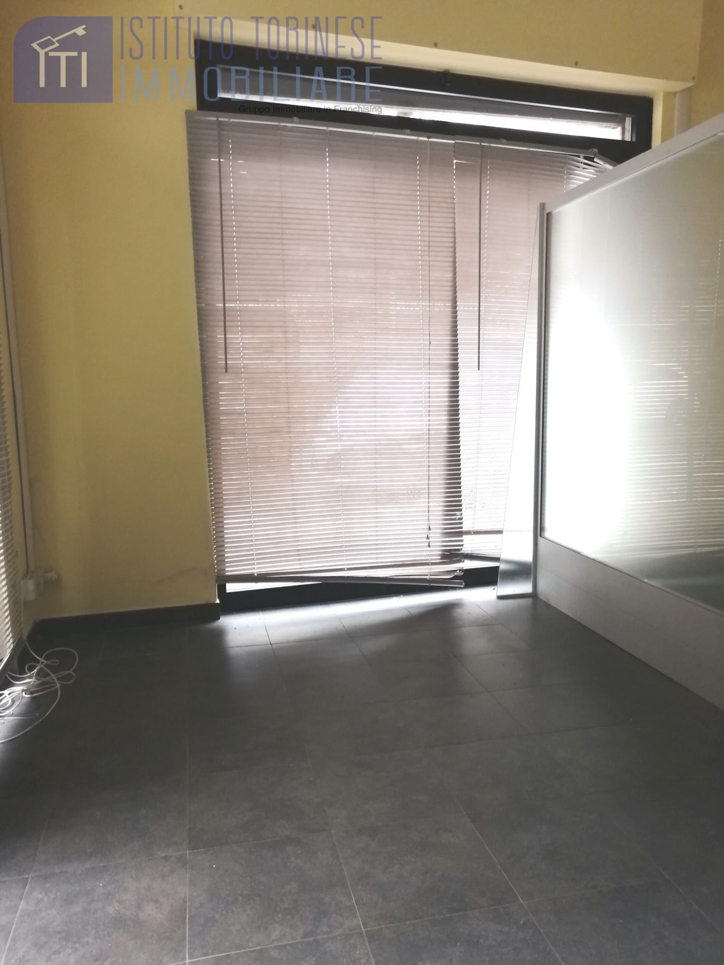 Negozio - Loc.Com. ROMA affitto  Ostia/Ostia antica  Agenzia immobiliare