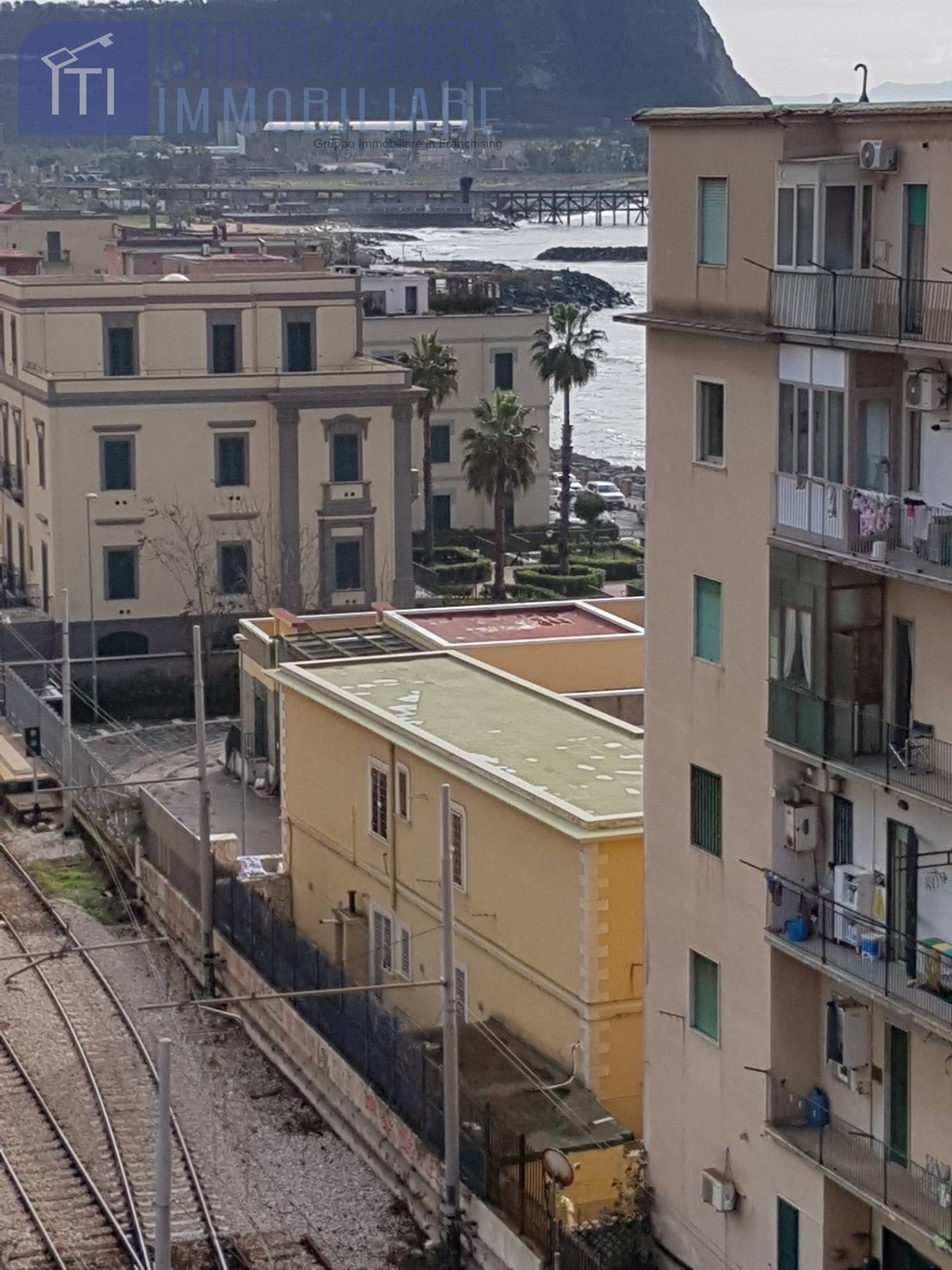 Appartamento POZZUOLI vendita  POZZUOLI ALTA  ITI Pozzuoli