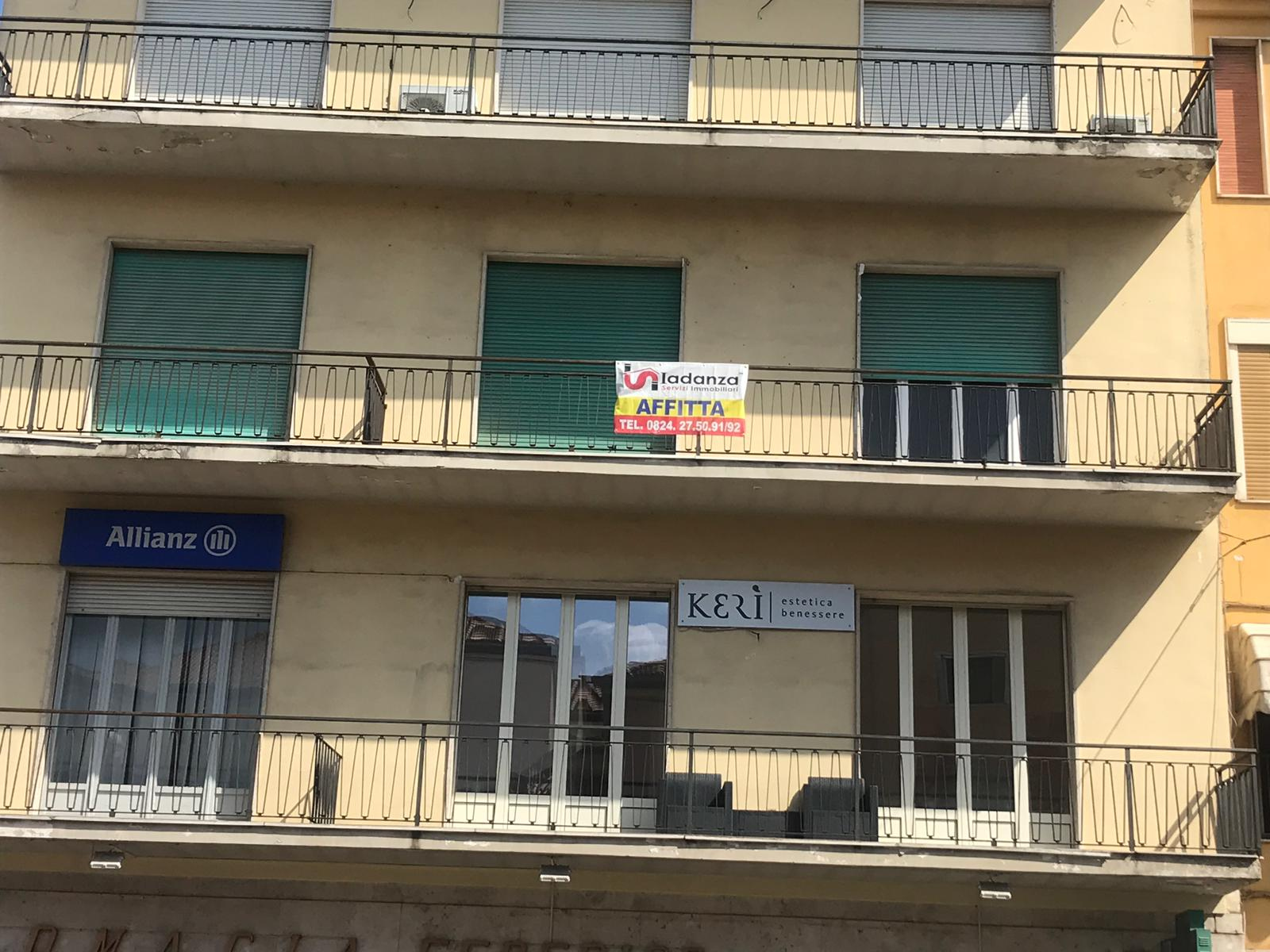 Ufficio - Loc.Com. BENEVENTO affitto  CENTRO STORICO  Iadanza servizi immobiliari RE