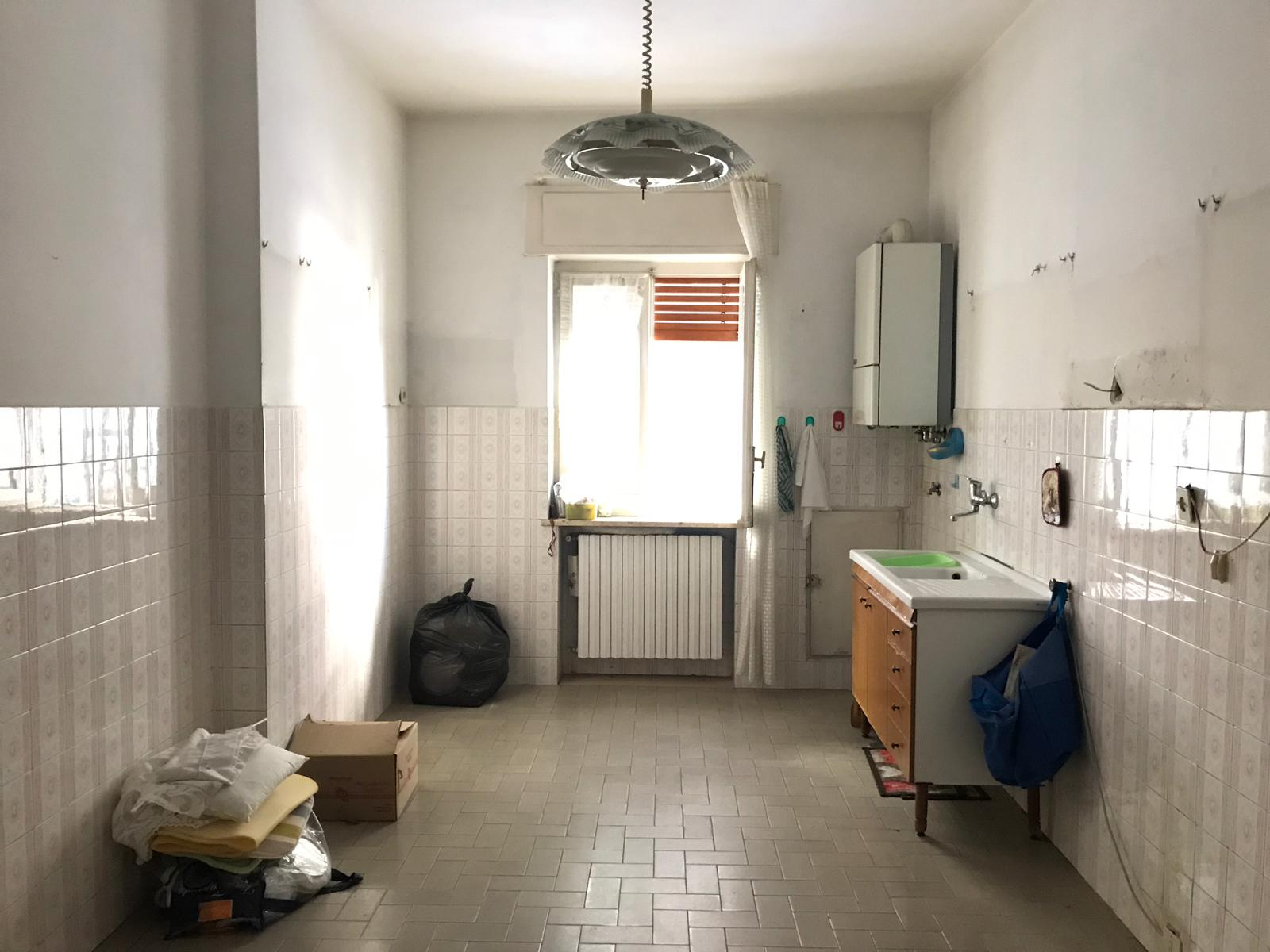 Appartamento BENEVENTO vendita  Mellusi/Atlantici  Iadanza servizi immobiliari RE