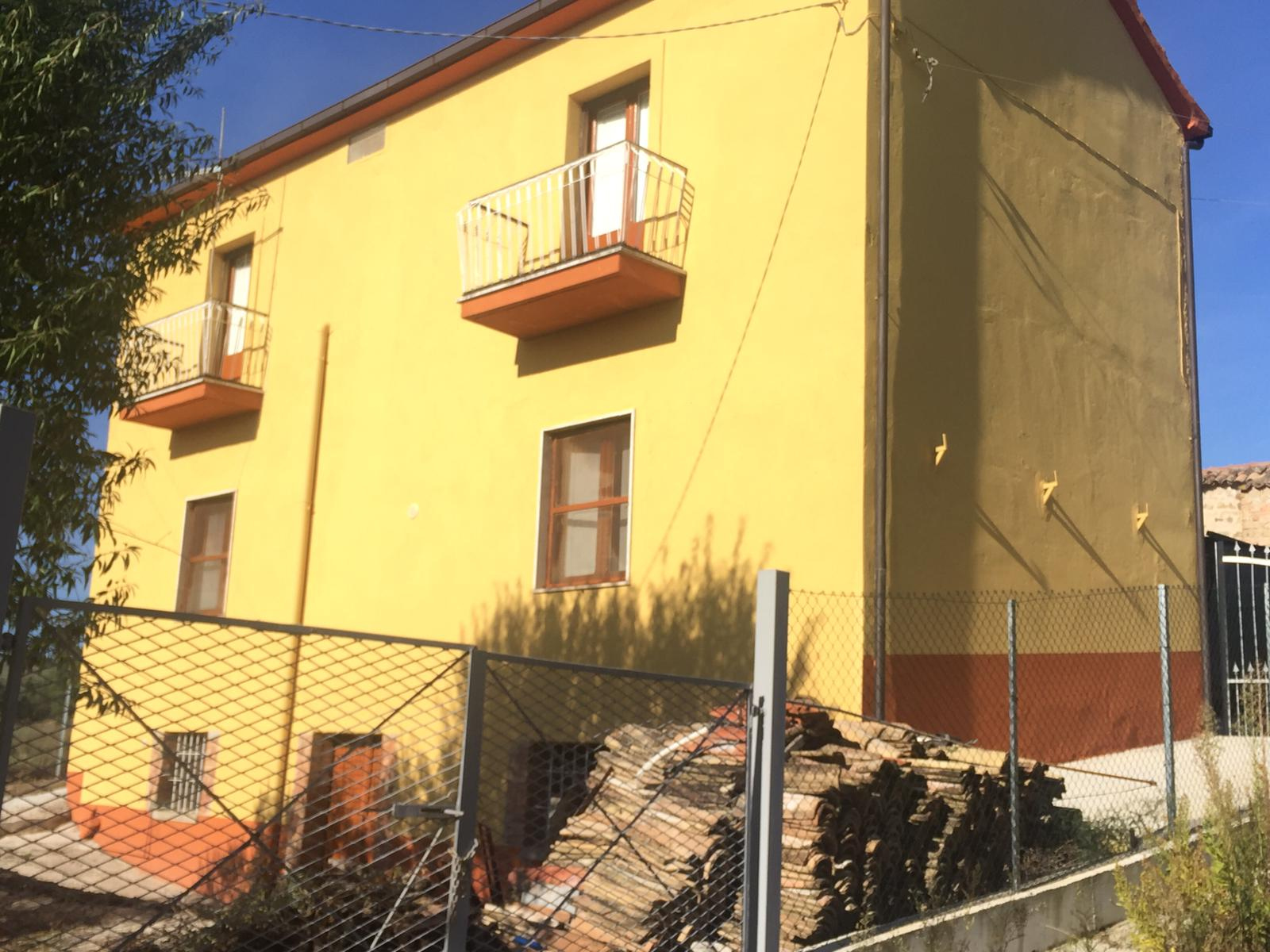 Villa Unifamiliare - Indipendente CASALDUNI vendita    Iadanza servizi immobiliari RE