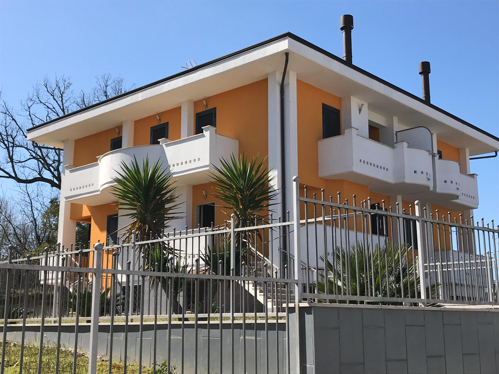 Villa BENEVENTO vendita  CONTRADE  Iadanza servizi immobiliari RE