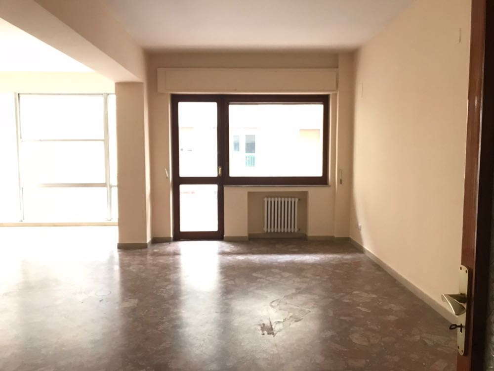 Appartamento BENEVENTO vendita  CENTRO STORICO  Iadanza servizi immobiliari RE