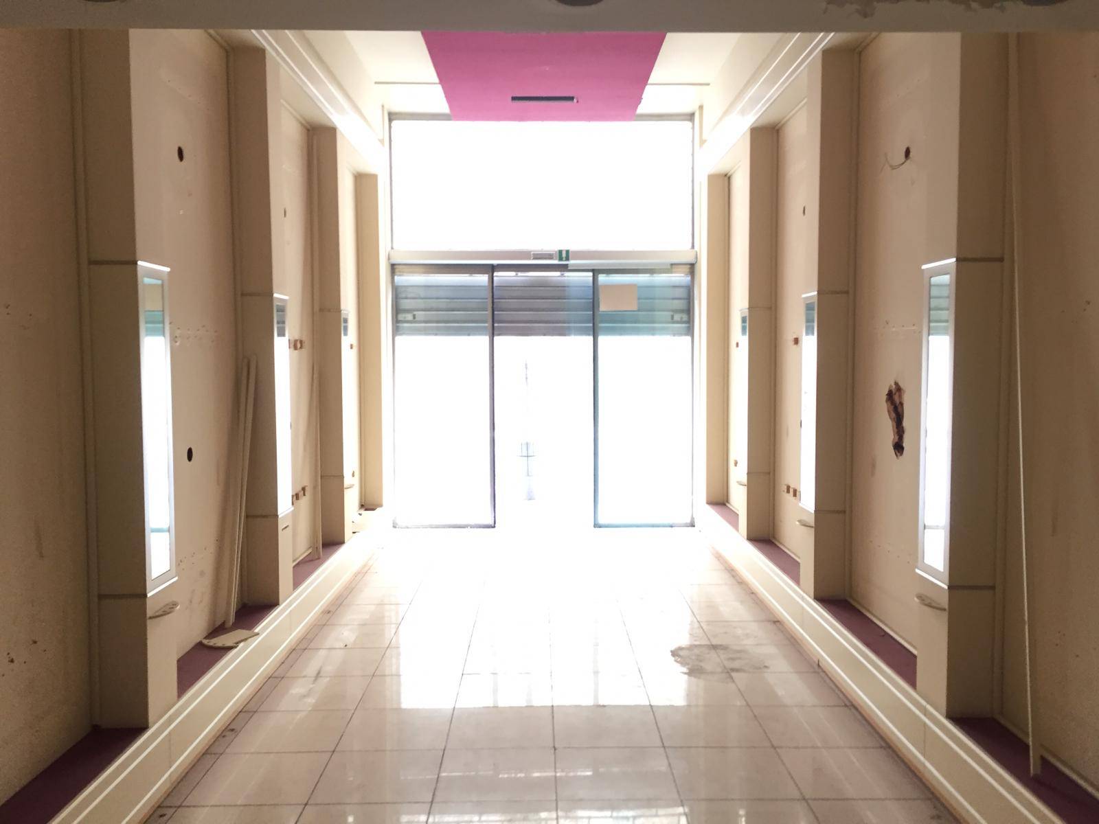 Negozio - Loc.Com. BENEVENTO affitto  CENTRO STORICO  Iadanza servizi immobiliari RE