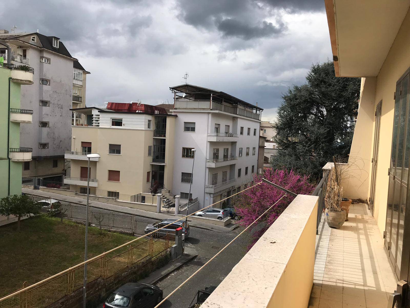 Appartamento BENEVENTO vendita  Mellusi/Atlantici  Iadanza servizi immobiliari RE