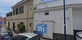 Ufficio - Loc.Com. NAPOLI affitto    ITI NAPOLI CENTRO