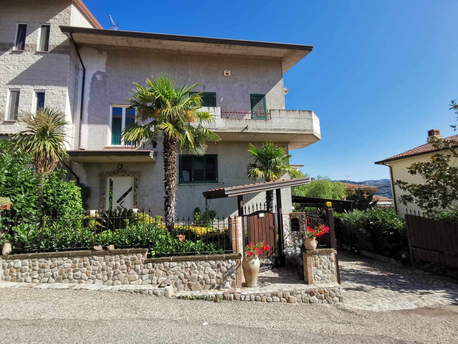  apice vendita quart:  iadanza servizi immobiliari re