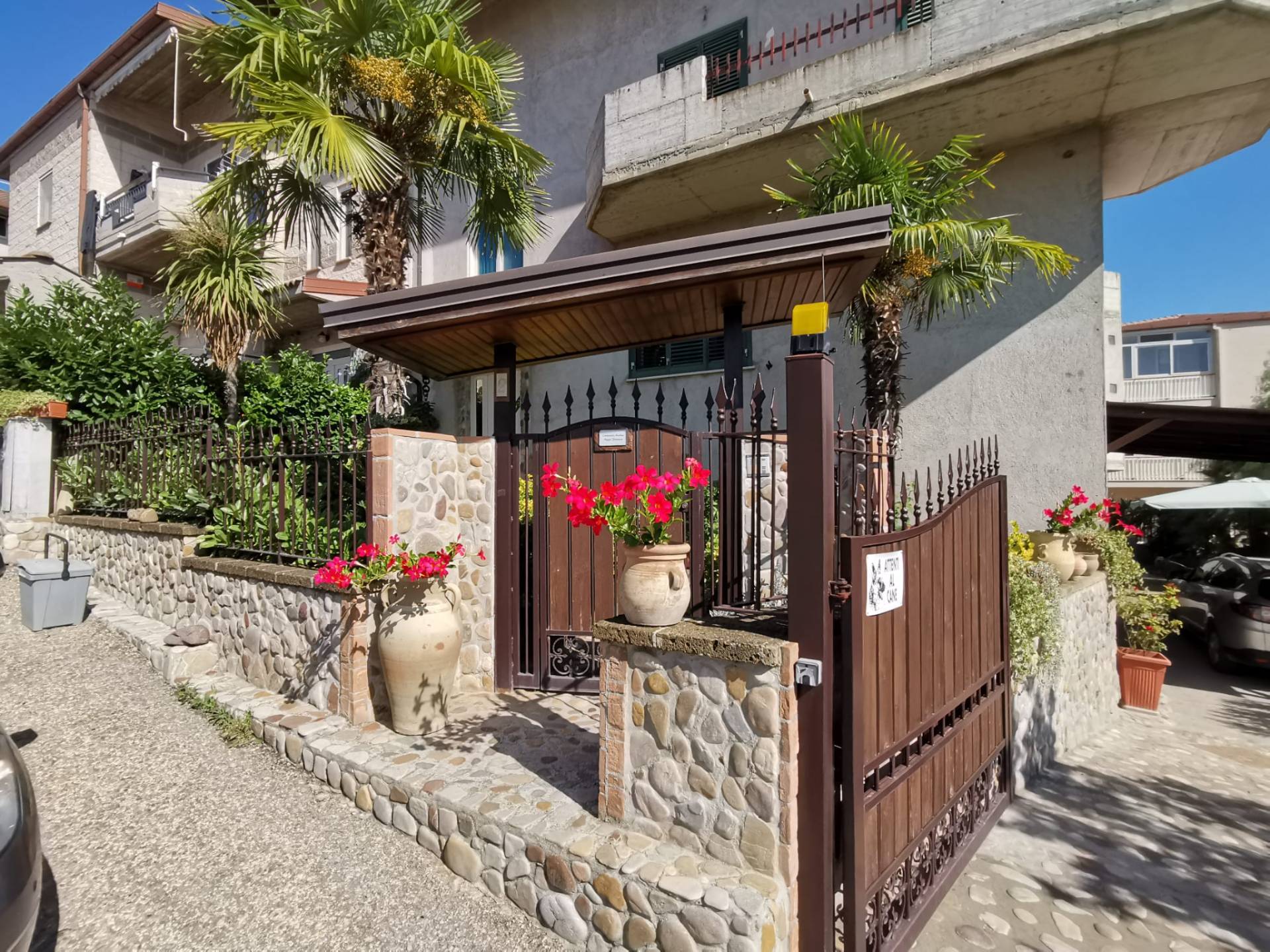 Villa Bifamiliare APICE vendita    Iadanza servizi immobiliari RE