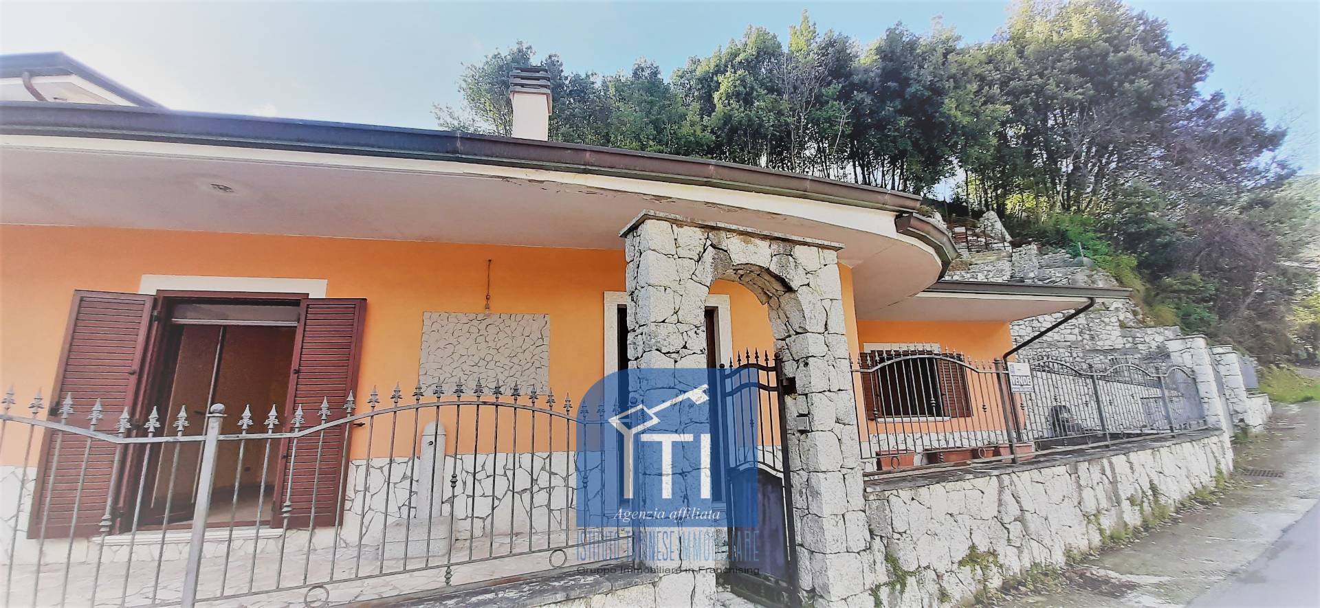 Casa indipendente in vendita a Sant'elia Fiumerapido (FR)