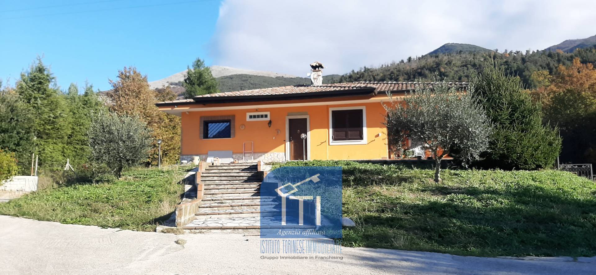 Villa in vendita a Mignano Monte Lungo (CE)