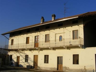 Rustico in vendita a Tronzano Vercellese (VC)