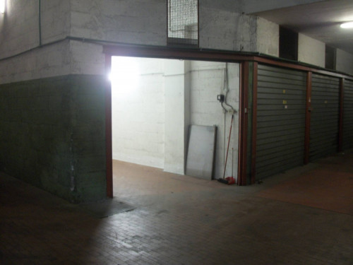 Garage/Box/Posto auto in vendita a Roma (RM)