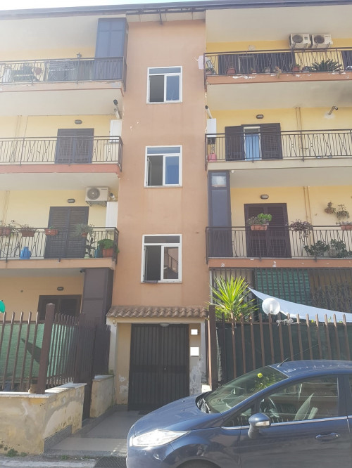 QUADRILOCALE a Giugliano in Campania