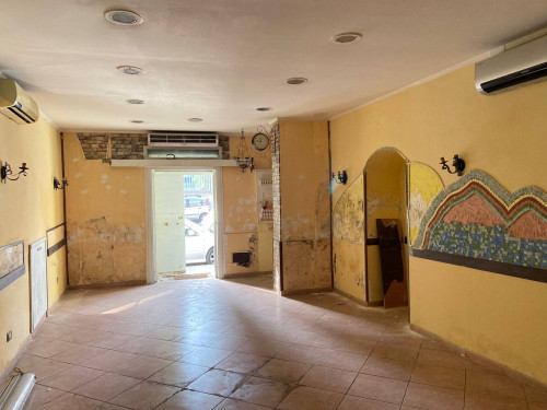 NEGOZIO a Napoli